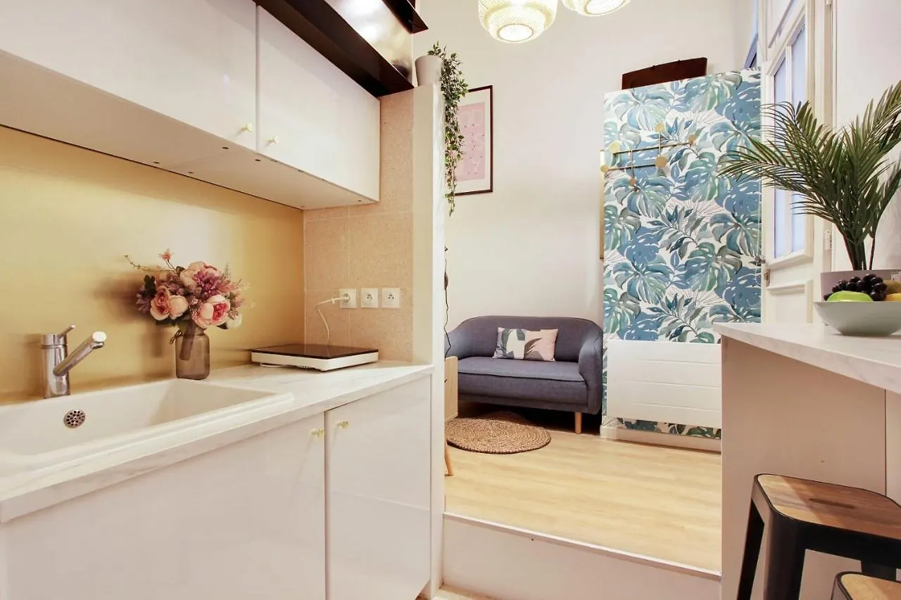 باريس Beautiful Apartment 2P - Rue De L'Universite Pont De L'Alma